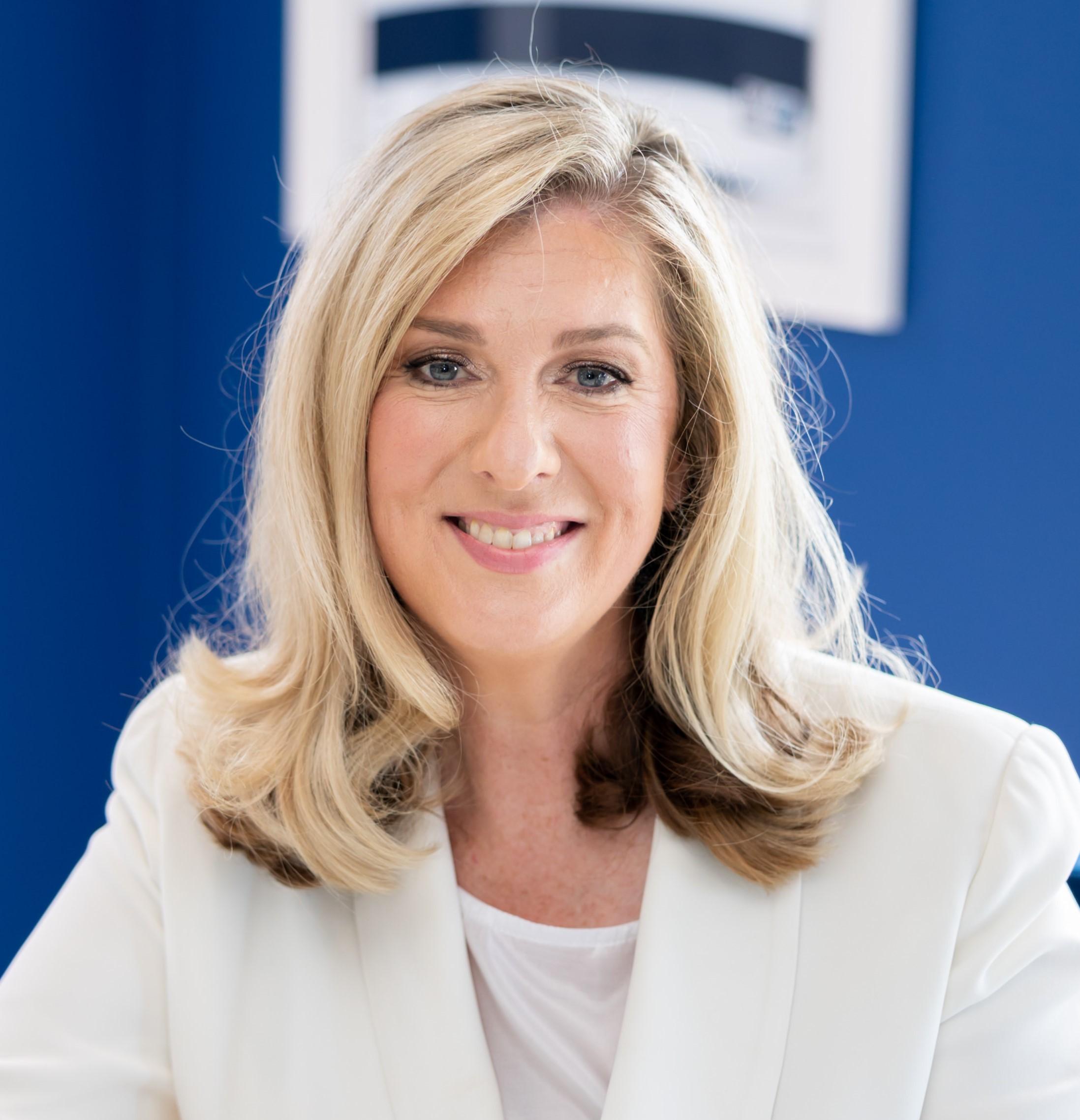 2. Diana Taylor